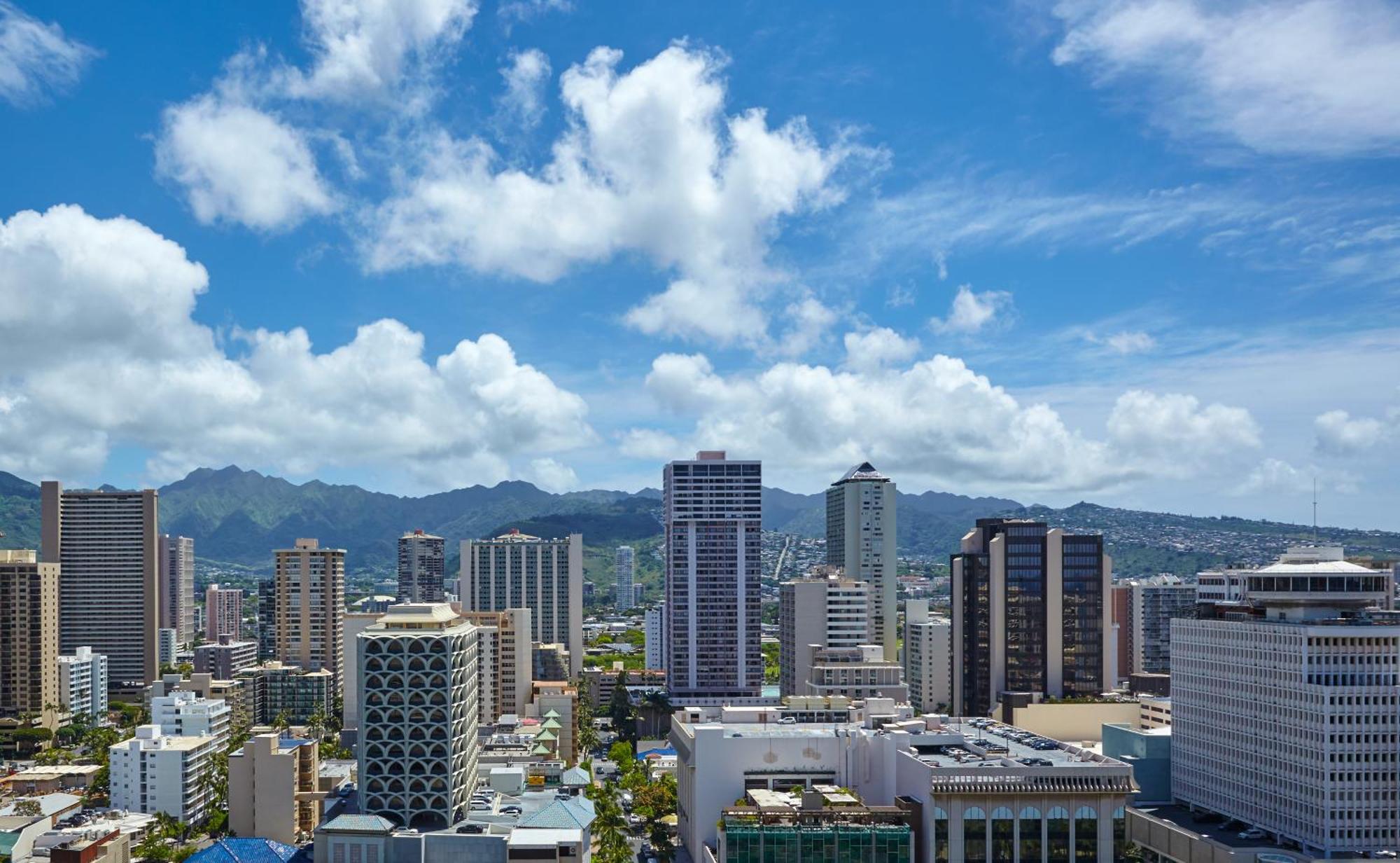 Mountain Waikiki View