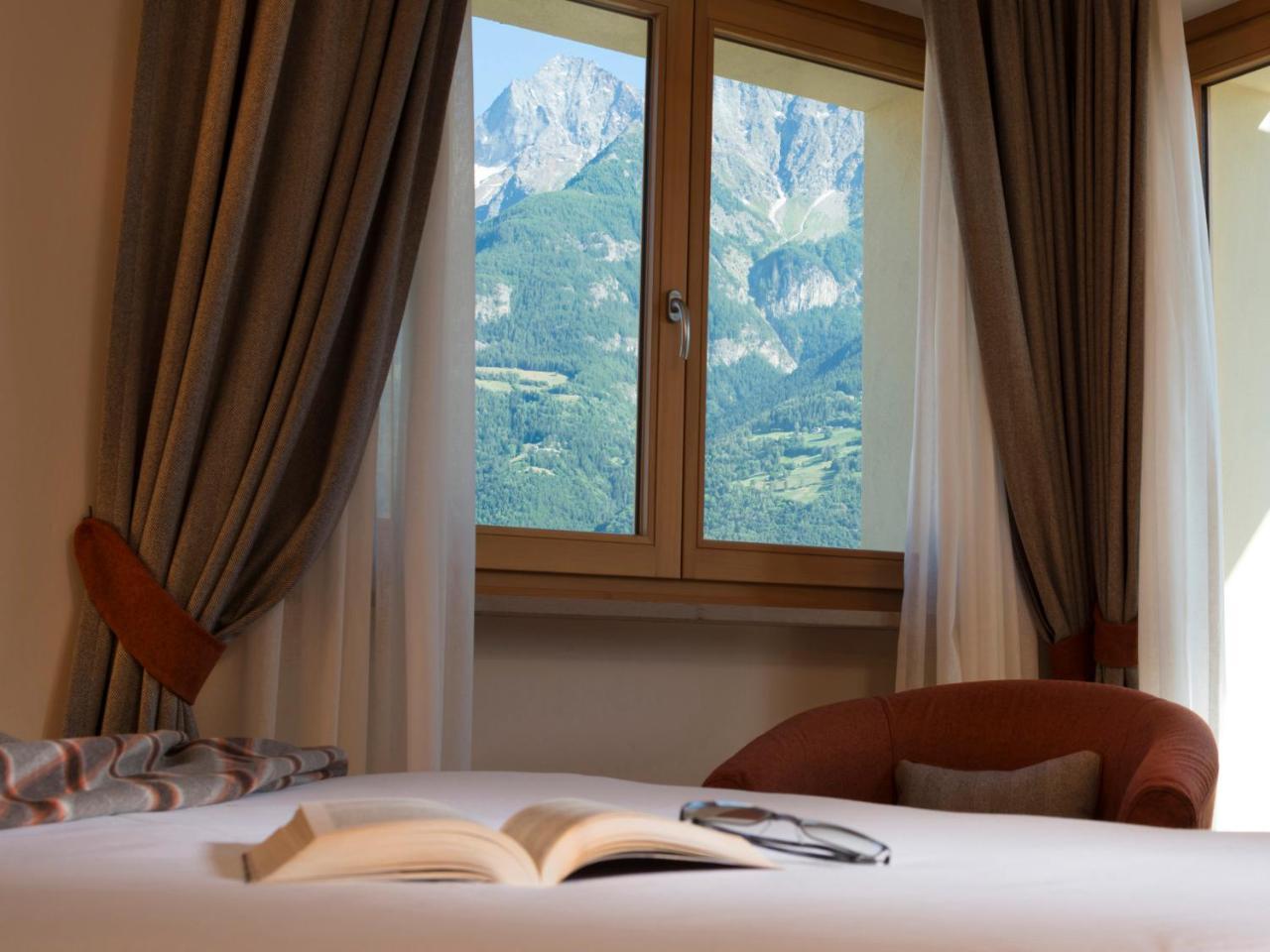 Deluxe Double or Twin Room with Balcony,695164146:JPEG