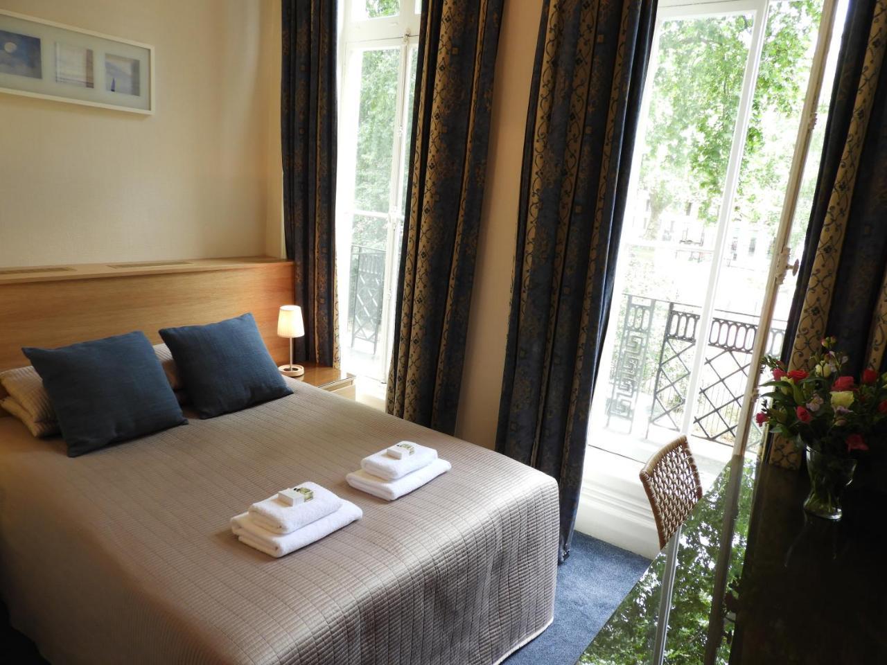 En Suite Double Room,733020775:JPEG