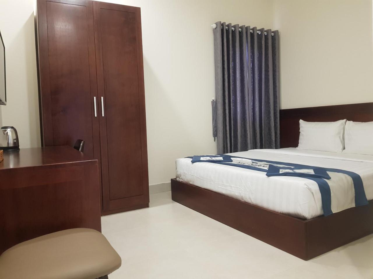 Standard King Room