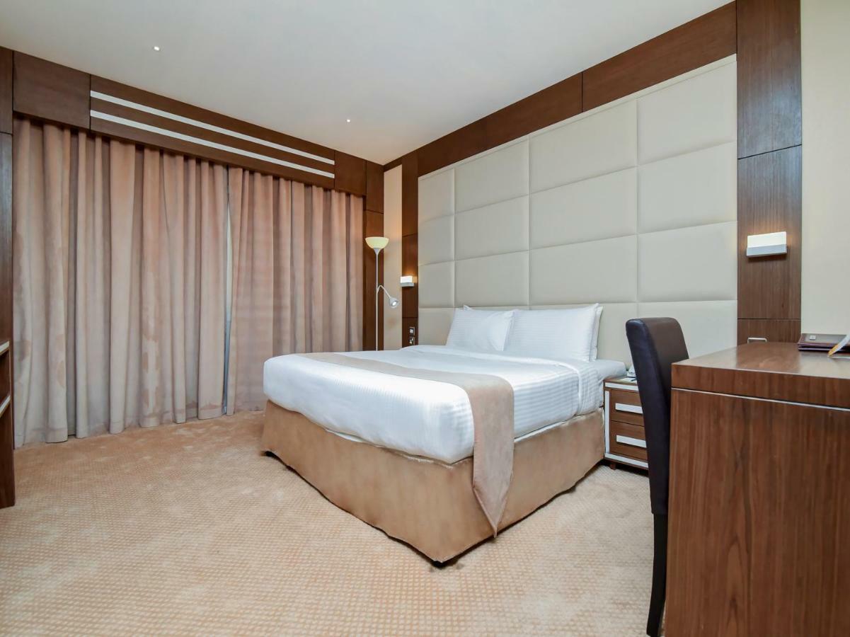 One Bedroom Junior Suite,832049036:JPEG