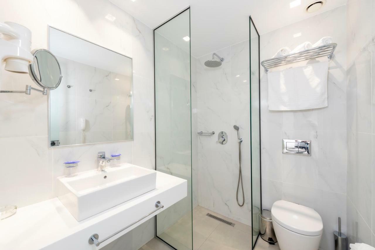 Deluxe Double Room with Garden View,817291463:JPEG
