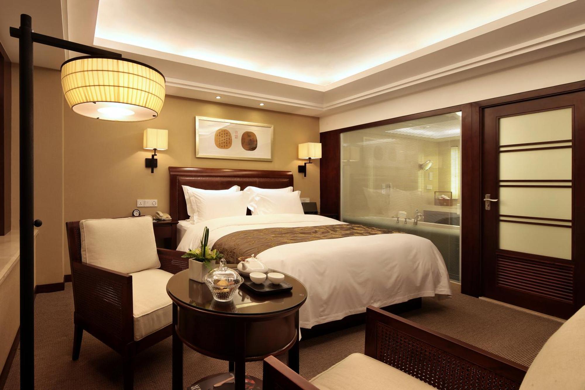 Deluxe Room,1221399121:JPEG
