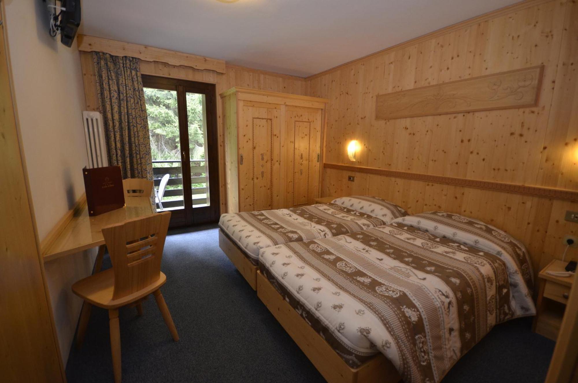 Double Room with Balcony,1209523903:JPEG