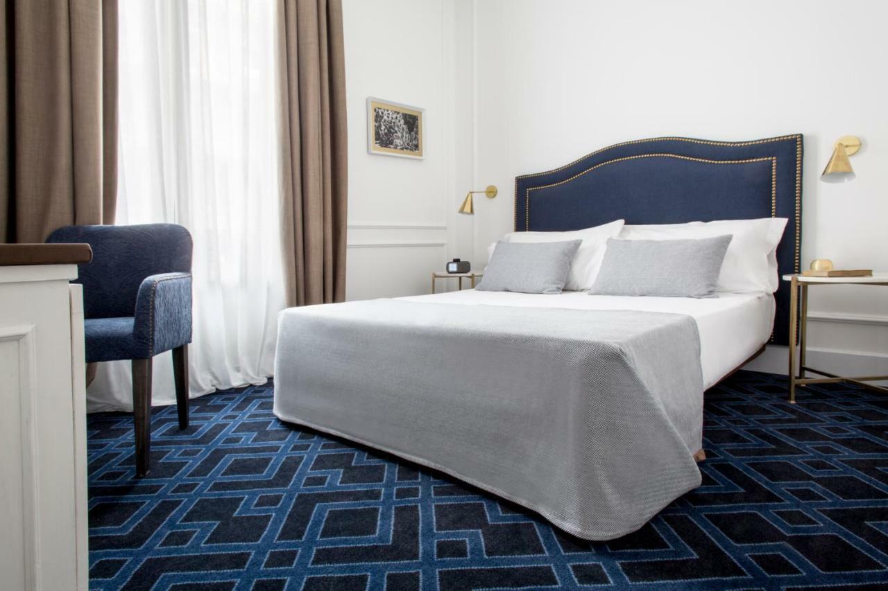 Superior Double or Twin Room,1273207408:JPEG