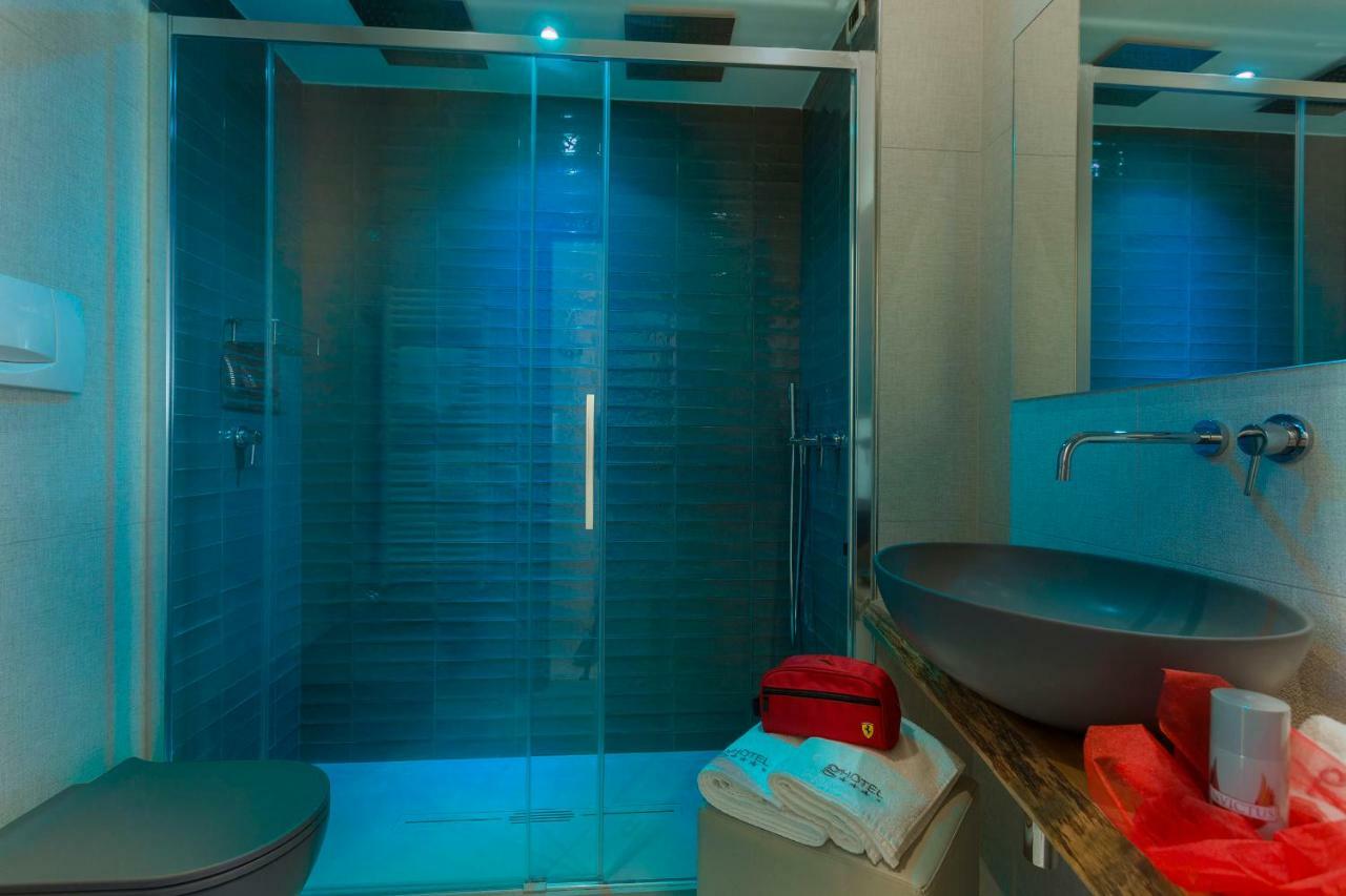 Elite Zimmer