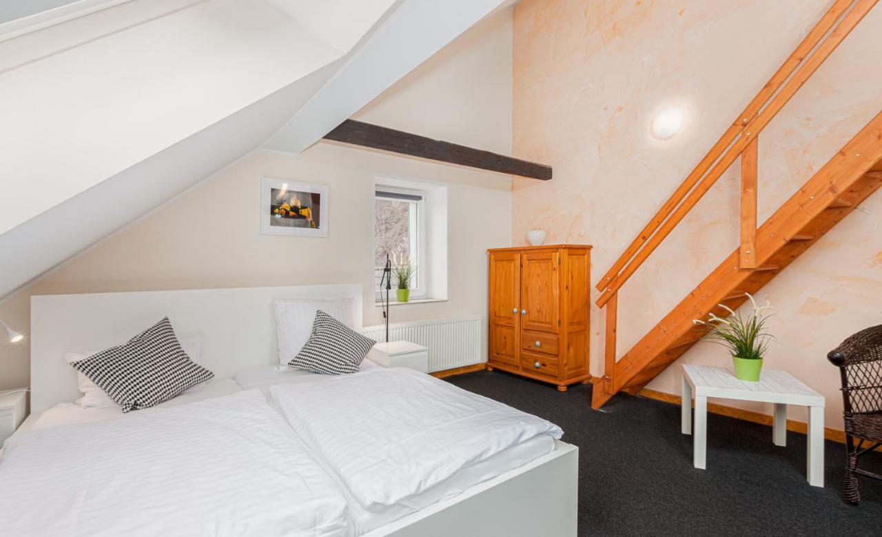 Comfort Triple Room