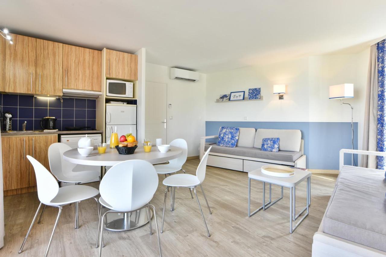 One-Bedroom Apartment Sleeping Alcove Air Conditioning Terrace
