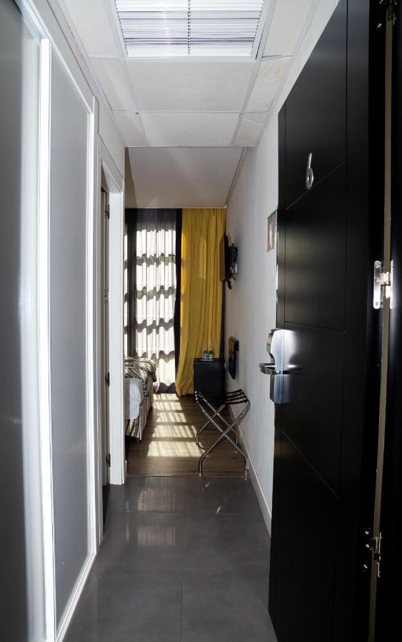 Double or Twin Room with Terrace