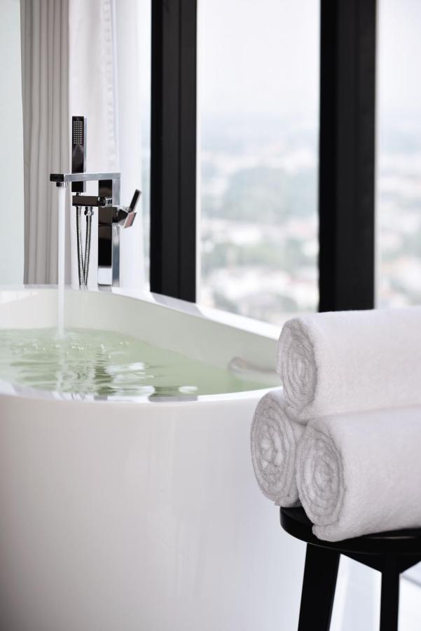 Junior Suite,988361926:JPEG