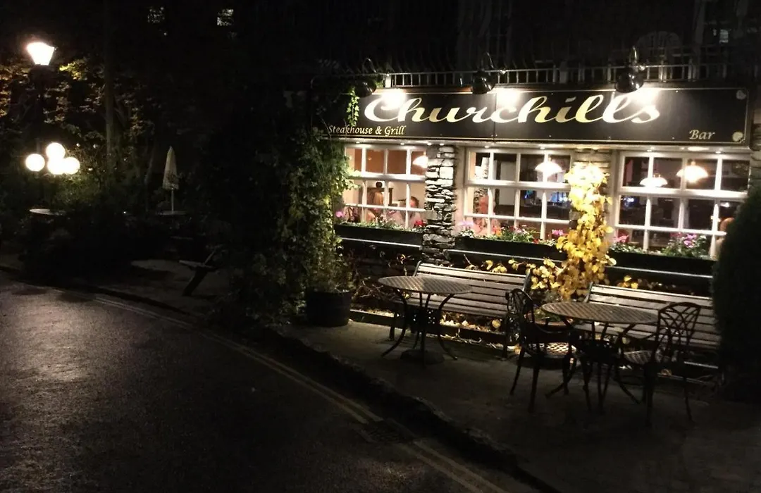 Churchills Inn & Rooms-1