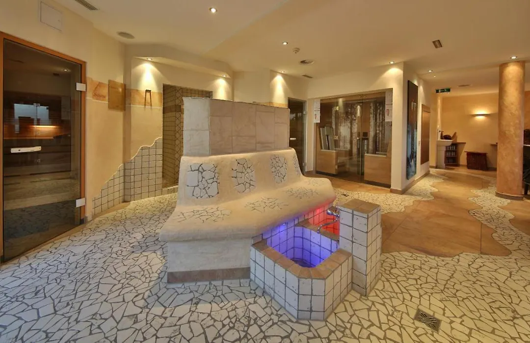 Noldis Hotel-1