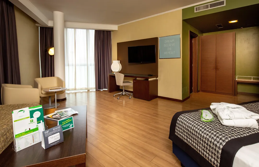 Holiday Inn Turin Corso Francia By Ihg-1