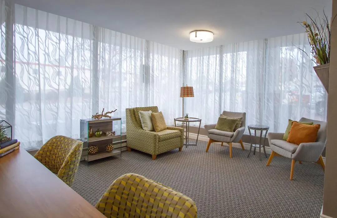 Holiday Inn Blmgtn Arpt South - Mall Area By Ihg-1
