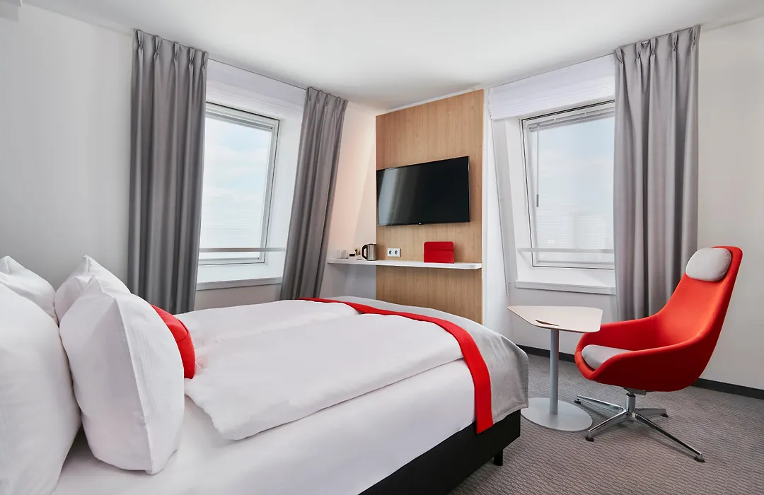 Holiday Inn Express - Berlin - Alexanderplatz, an IHG Hotel-1