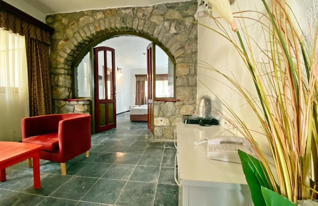 Zehra Tatil Koeyue-1