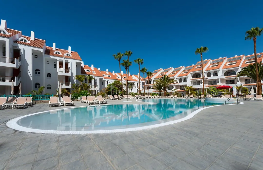 Paradise Park Fun Lifestyle Hotel-1