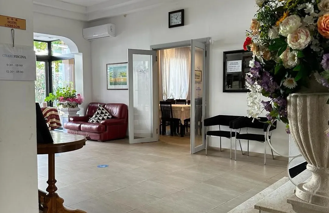 Hotel Carillon-1