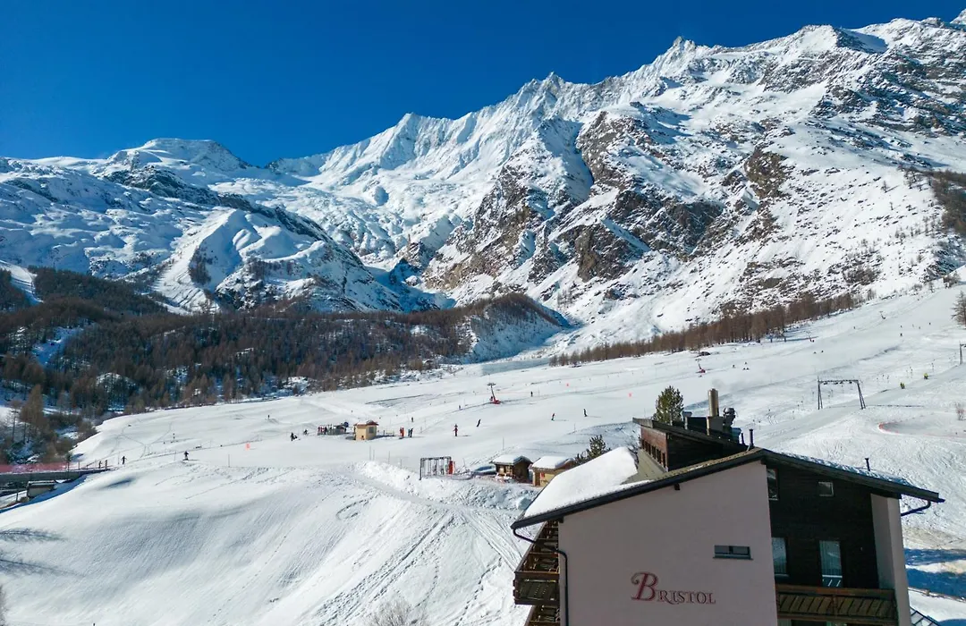 Hotel Bristol-1