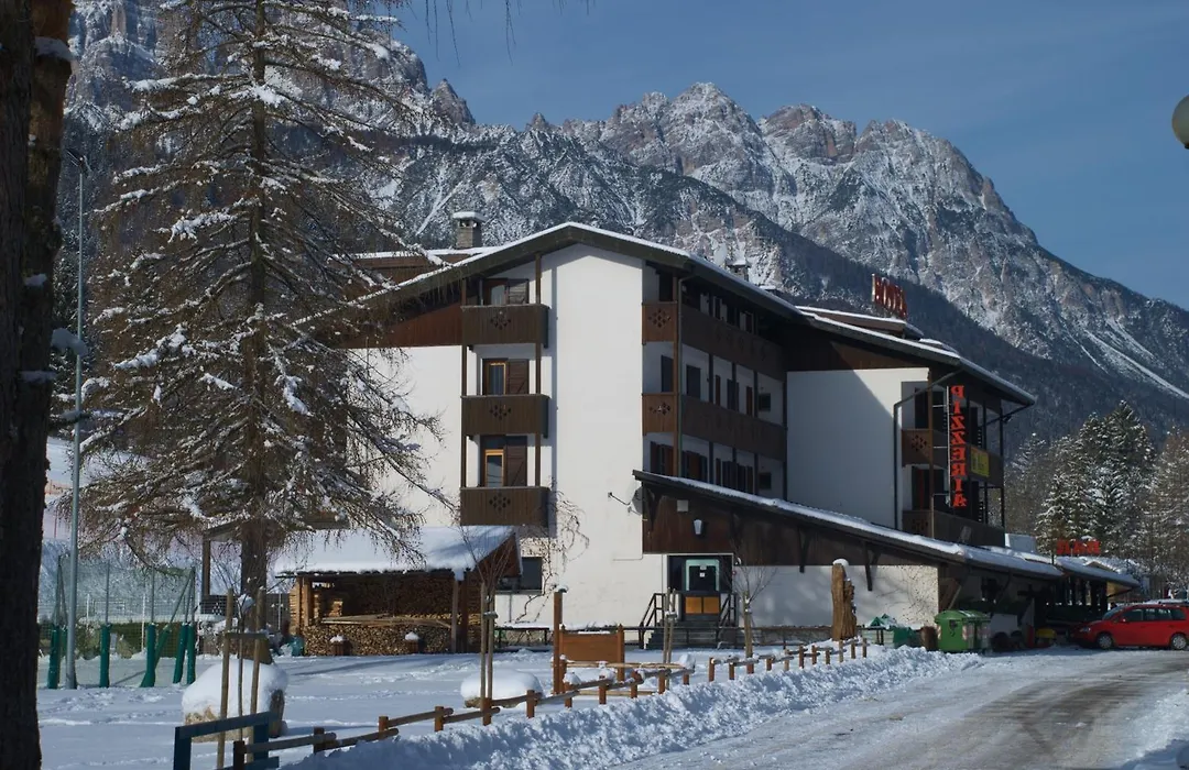 Hotel Davost-1