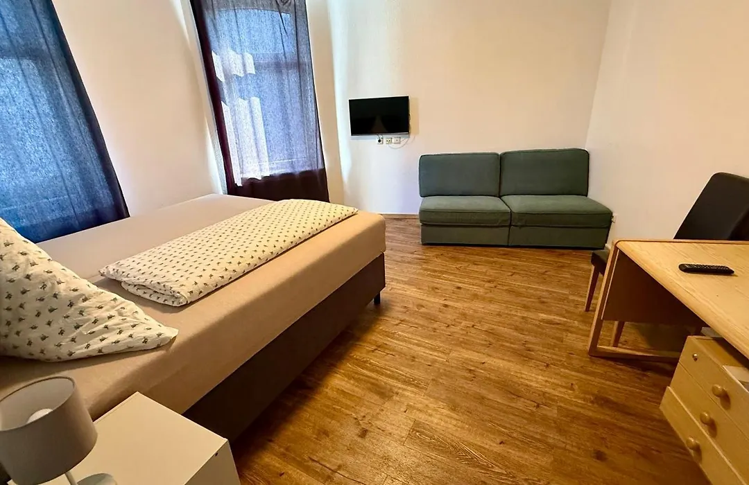Hotel Am Schloss Borbeck-1