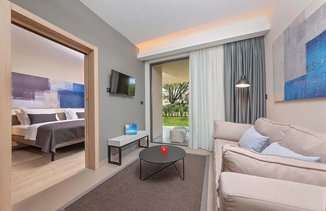 Garden Suites Park Plava Laguna-1