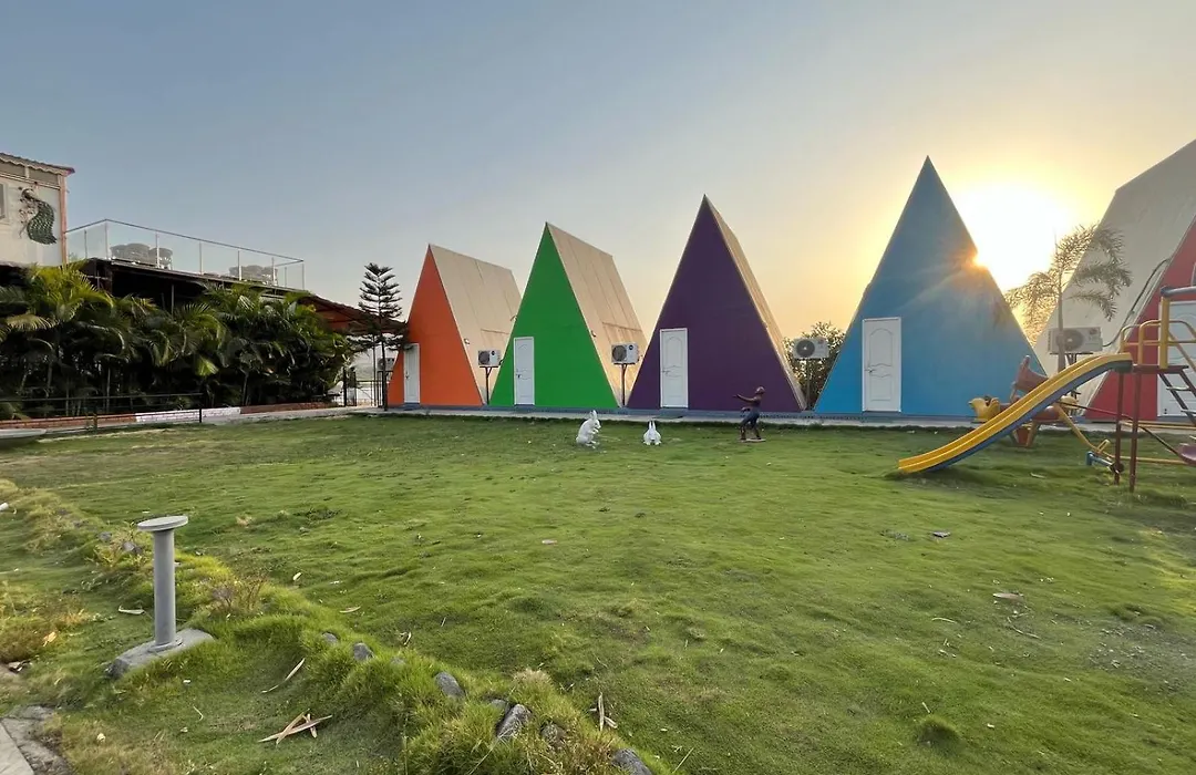 Sizzle Bay Resort-1