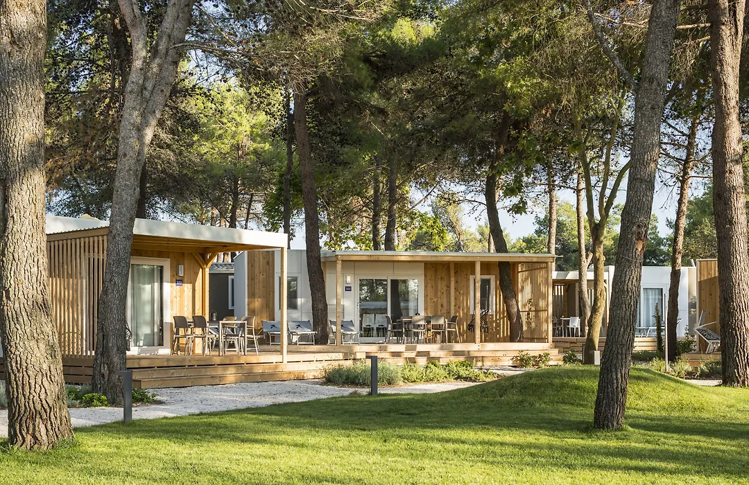 Falkensteiner Premium Mobile Homes And Camping Zadar-1