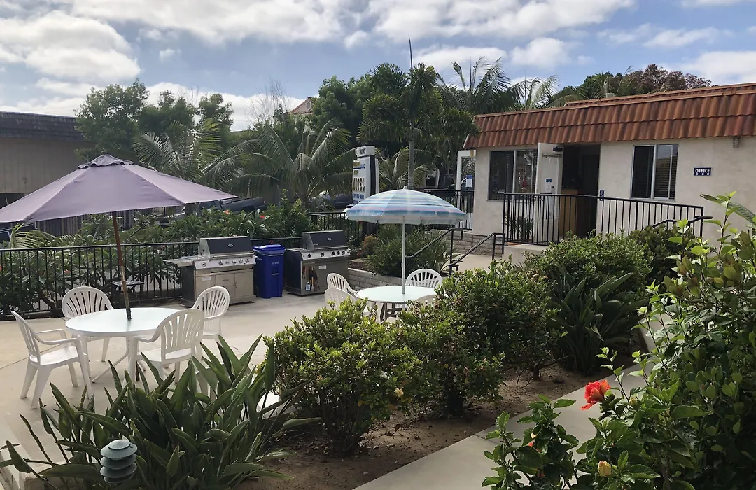 Moonlight Beach Motel-1