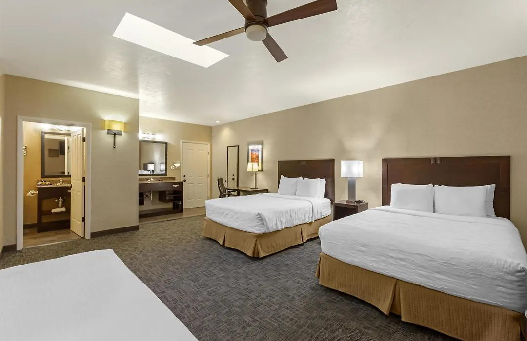 Best Western Plus Canyonlands Inn-1