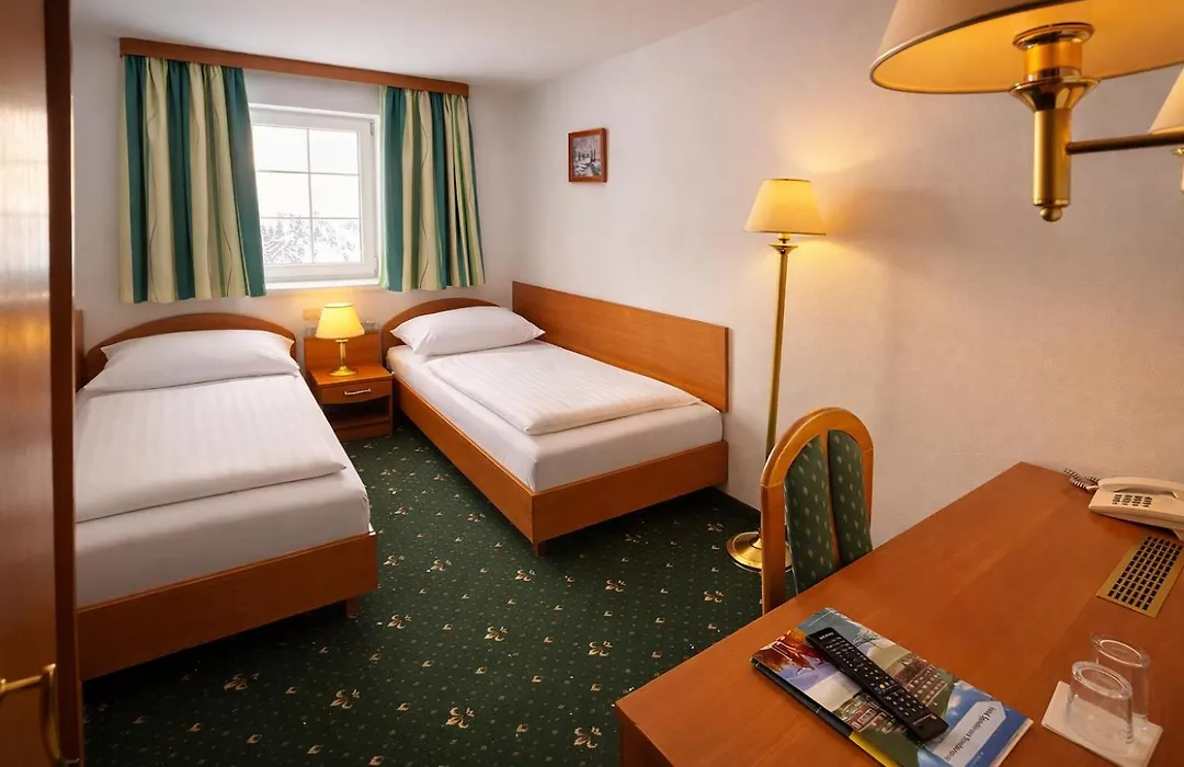 Hotel Spindlerova Bouda-1