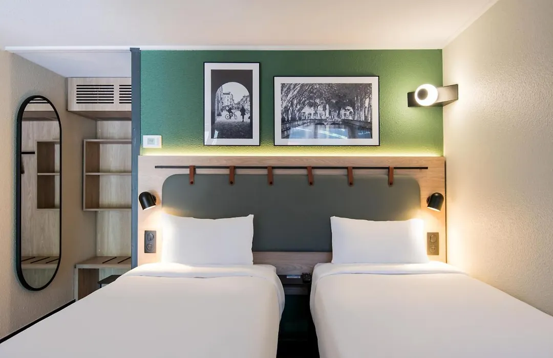 Kyriad Direct Marseille Ouest - Martigues-1