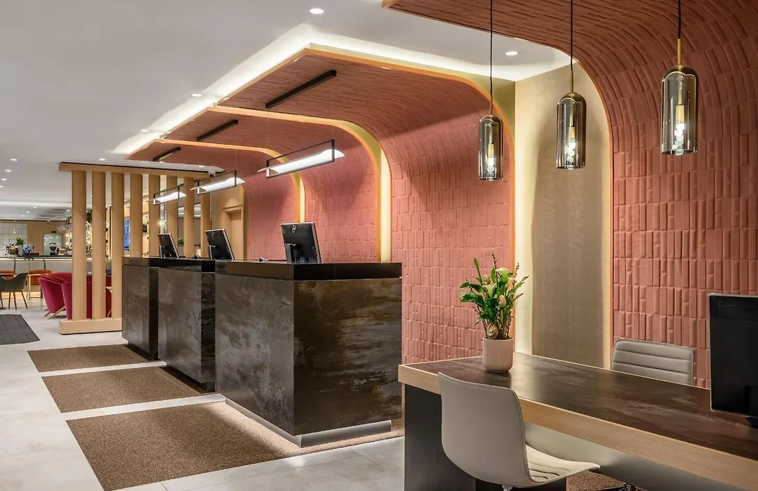 Danubius Hotel Arena-1