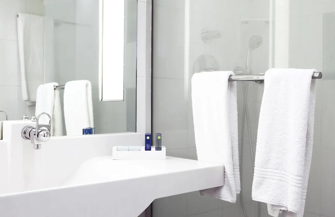 Novotel Marseille Est Porte d'Aubagne-1