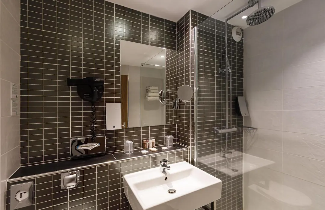 Best Western Clermont Ferrand Centre-1