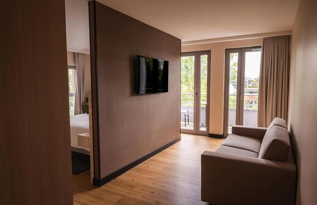 Relais De La Malmaison Paris Rueil Hôtel-Spa-1