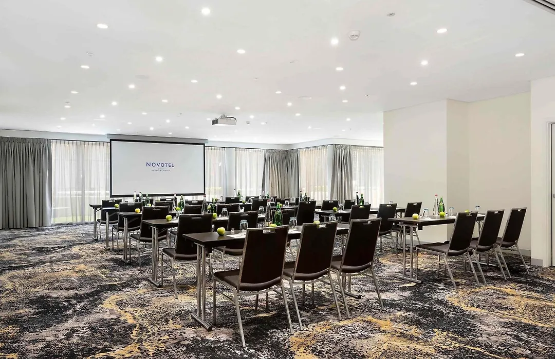 Novotel Sydney Darling Harbour-1