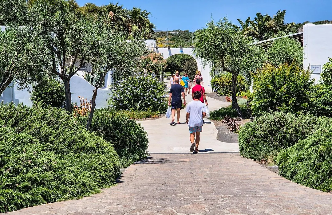 Mari del Sud Resort-1