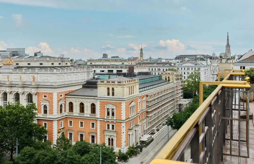Hilton Vienna Plaza-1