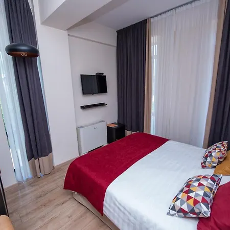 L.M Club Hotel-3