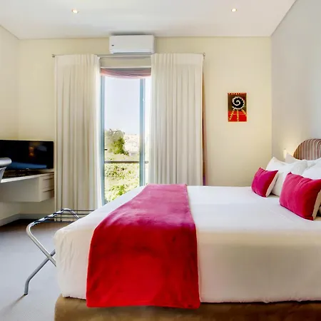 The One 8 Hotel In Green Point - Solar Power-2