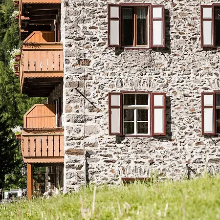 Glacier Rock Guesthouse Ex Pension Dangl-2