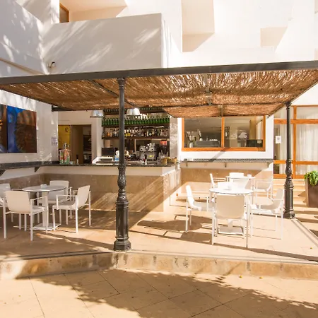 Hotel Tres Torres-3