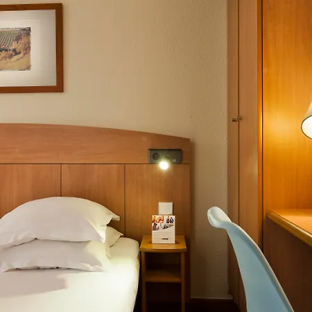 Comfort Hotel Amiens Nord-2