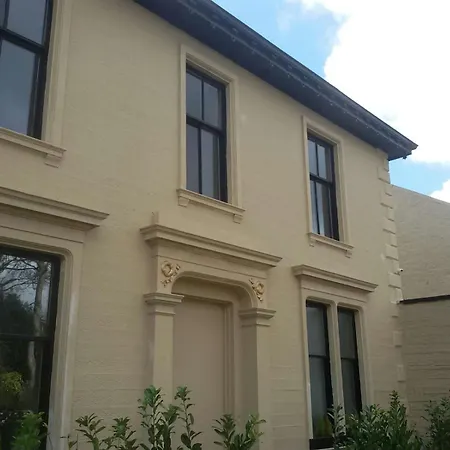 Crosshill House-2