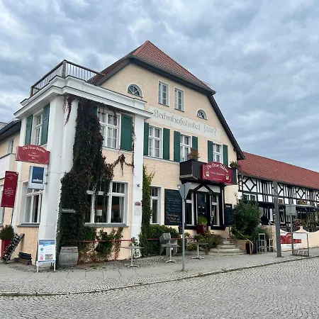 Bahnhofshotel Die Neue Bühne-2