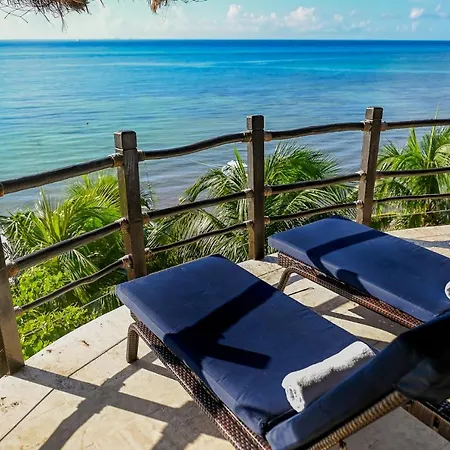 El Taj Oceanfront And Beachside Condo Hotel-2