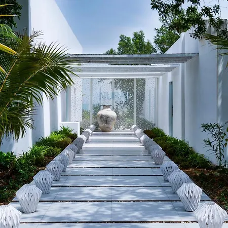 Nurai Island Resort-2
