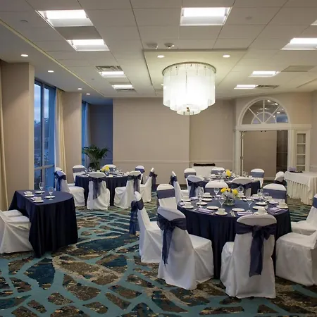 Crowne Plaza Ventura Beach By Ihg-2