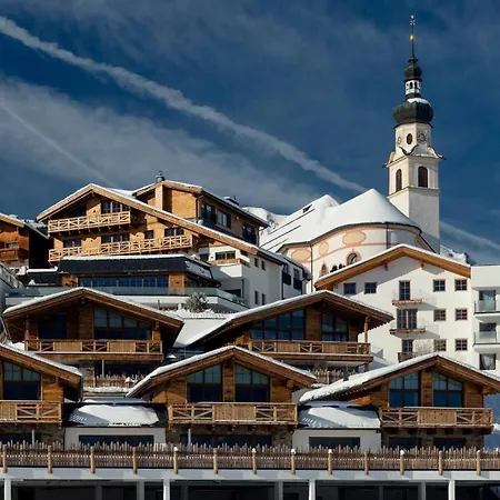 Pur Suites & Chalets-3